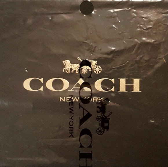 SOLD!! NWT; Coach Gift Set wristlet/charms - Picture 4 of 4